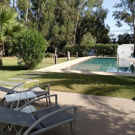 Chalet Con Piscina - Las Adelfas Chiclana de la Frontera Buitenkant foto