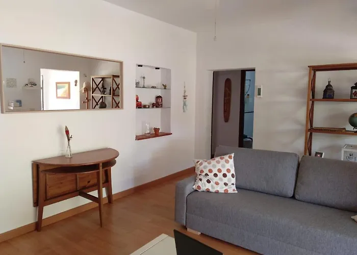 Chalet Con Piscina - Las Adelfas
